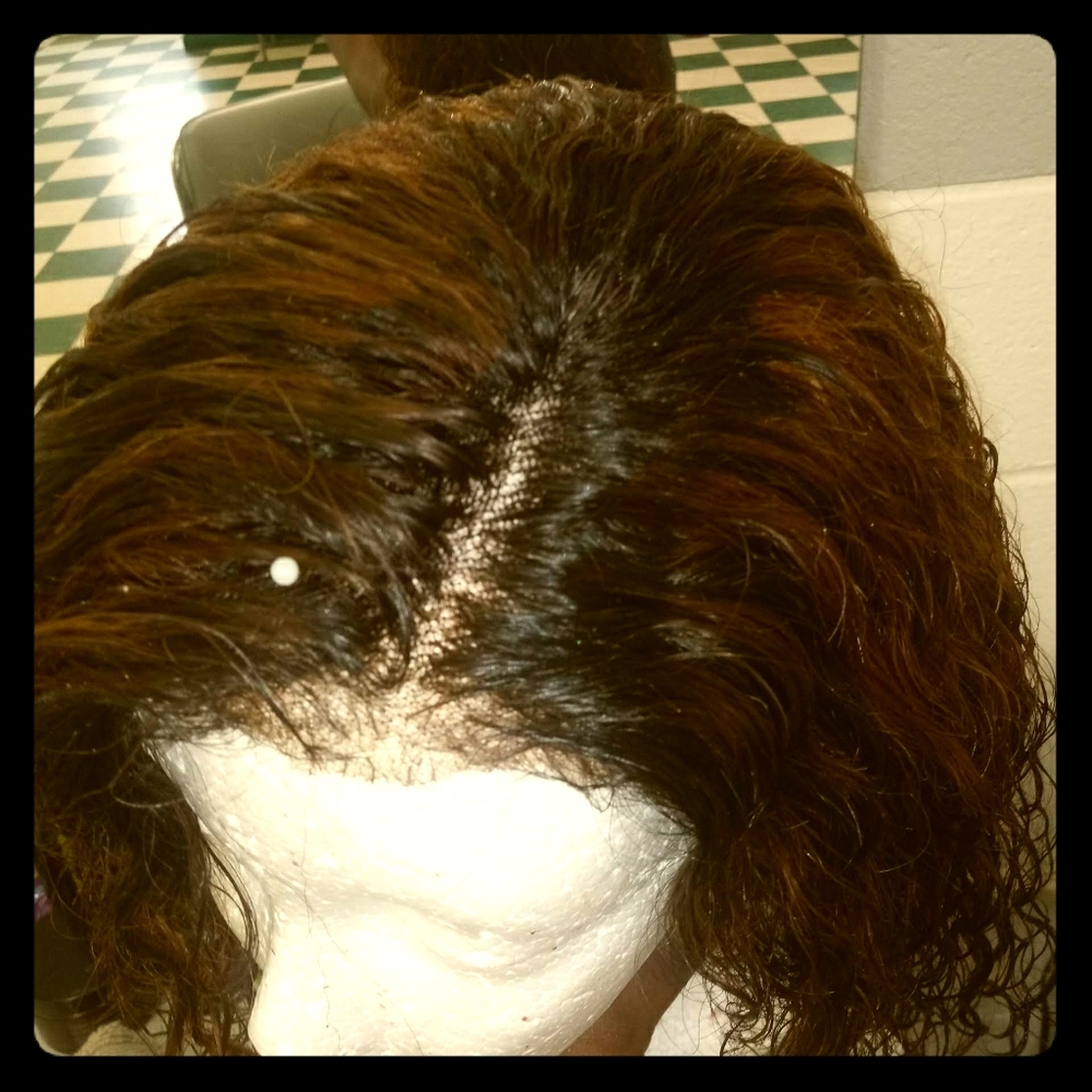 Full Lace Wavy Wig